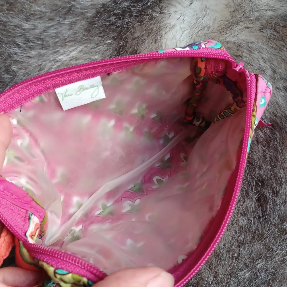 Vera Bradley cosmetic bag - Picture 5 of 13